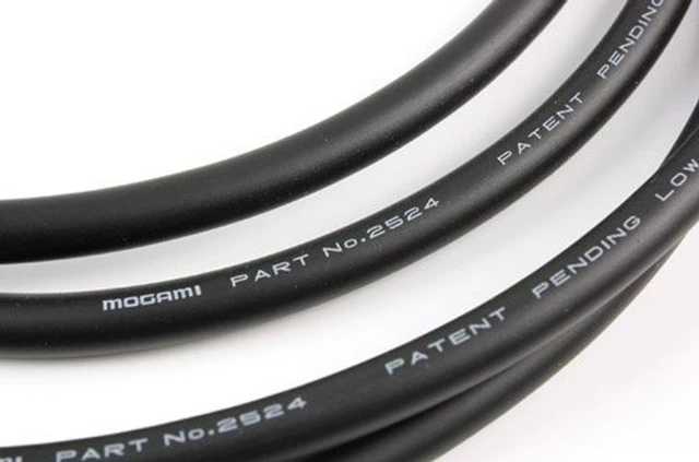 Alt view image 3 of 4 - Mogami 2524 Bulk Instrument Cable - BULK W2524 Guitar Cable (10FT)