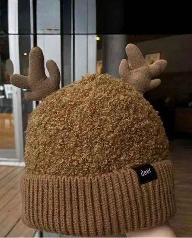 Main image of Deer Head Knitted Thermal Woolen Hat Winter Pull on NWT One Size Unisex