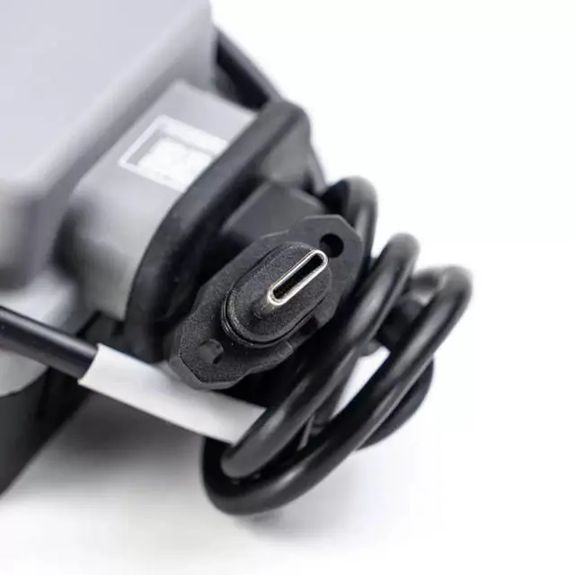 Alt view image 2 of 5 - 1pcs DJI 4G enhanced transmission module for T70 T70P T100 BC.CN.000002.01