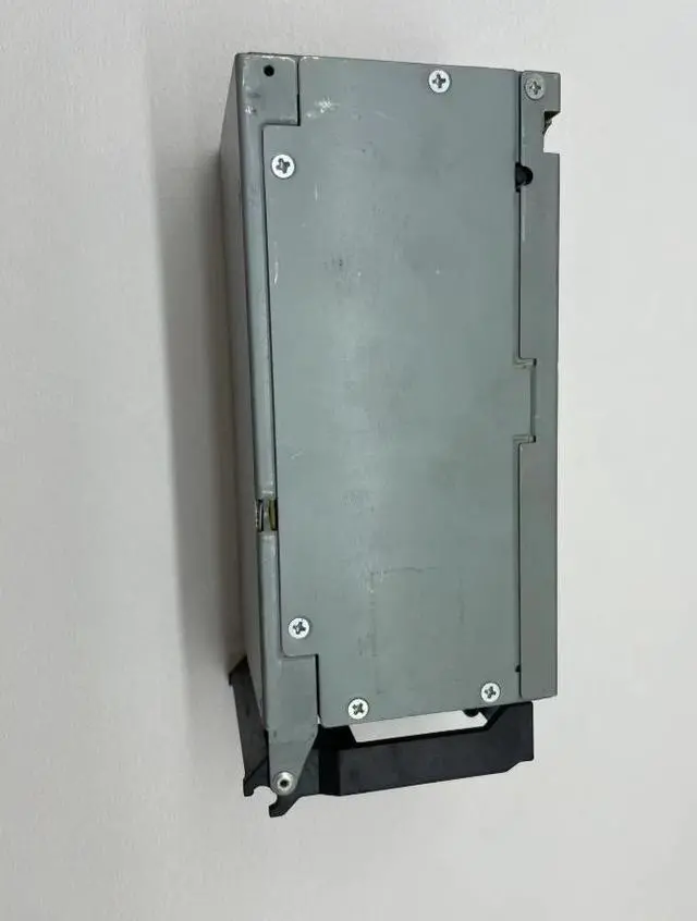 Alt view image 4 of 5 - For pe1800 DPS-650BB A redundant Switching power supply 675W 0P2591 FD732 KD045