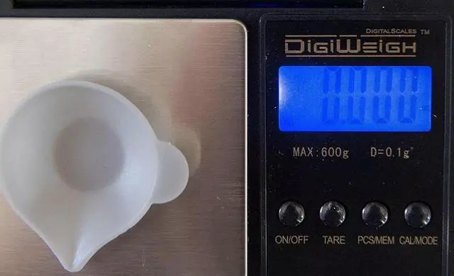 Alt view image 3 of 7 - Pocket 1000g x 0.1g Digital Jewelry Gold Coin Gram Balance Weight Precise Scale