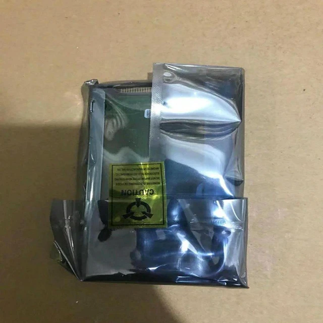 Main image of 2.5" 600GB Enterprise SAS Hard Drive for SR550 SR650, 12Gb/s 10K RPM 64MB Cache Part 7XB7A00025 00YK014, Fully Tested Working Replacement Server HDD