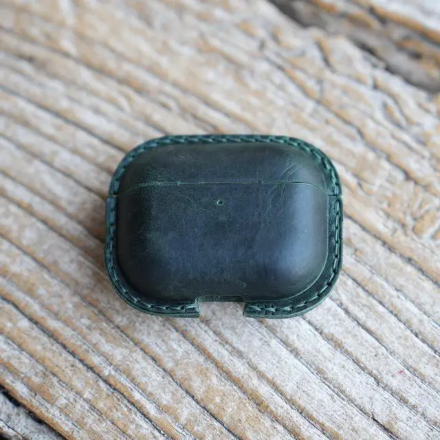 Alt view image 4 of 5 - JJNUSA Genuine Vintage Leather Distressed Leather for Apple Airpods Pro 3 3rd Gen (2025) Wireless Charging Protective Cover Earbud Case Compatible with MagSafe Green
