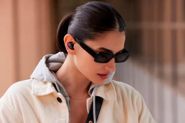 Alt view image 5 of 5 - Single Right Ear Bud Replacement for Beats Fit Pro(Black)