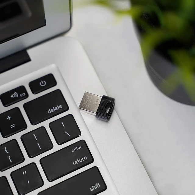Alt view image 3 of 5 - PNY 256GB Elite-X Fit USB 3.1 Flash Drive