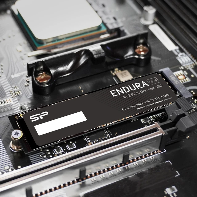 Alt view image 3 of 5 - Silicon Power ES75 4TB TLC NVMe Gen4x4 M.2 2280 Internal Solid State Drive SP04KGBP44ES7505