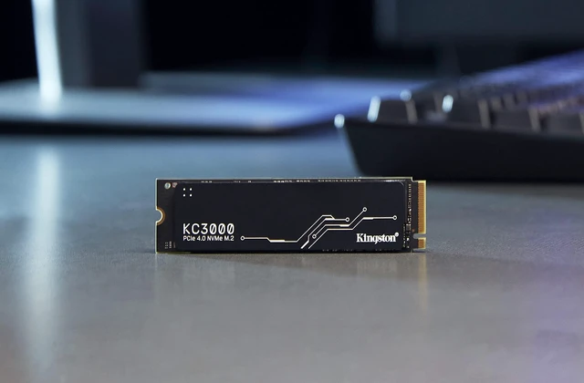 Alt view image 5 of 5 - Kingston 512 GB KC3000 PCIe 4.0 NVMe M.2 SSD - High-Performance Storage for Desktop and Laptop PCs -SKC3000S/512G