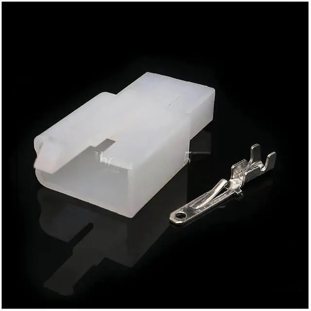 Main image of 1 set of 3-pin 6030-3991 6040-3111 automotive plastic housing harness automotive connector(1 Set male)