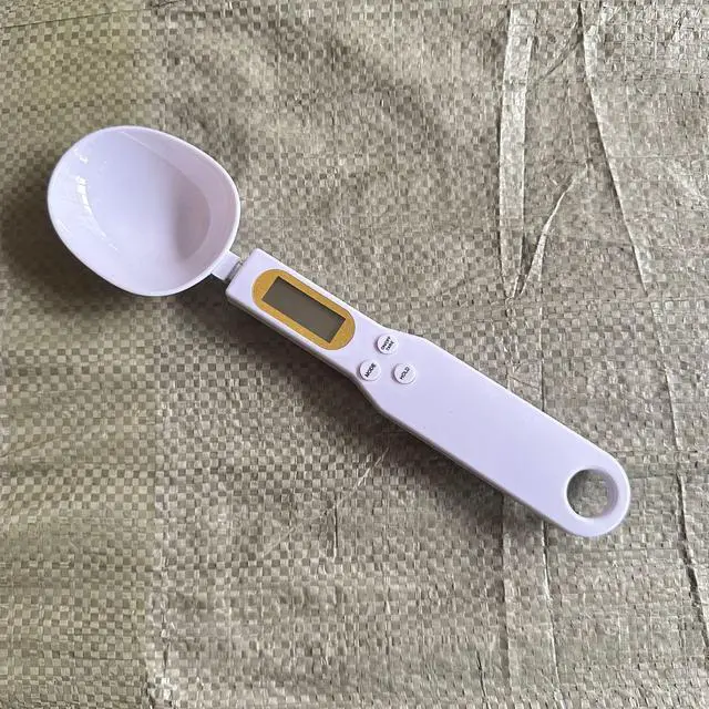 Alt view image 5 of 6 - SOEWIOU Digital Measuring Spoon Scale, Rechargeable Electronic Kitchen Spoon Scale, 500g x 0.1g High Precision Food Scale for Baking, Coffee, Milk Powder, Seasoning & Pet Food, White