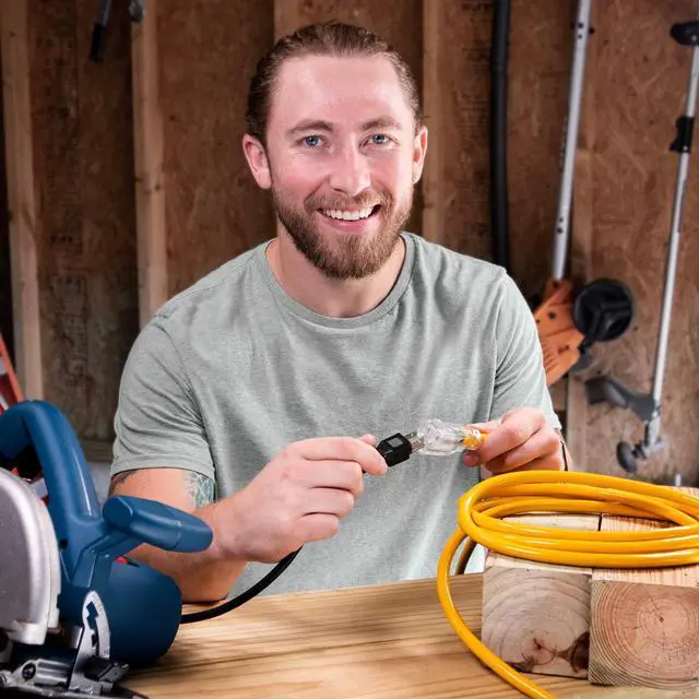 Alt view image 5 of 6 - 15 ft GFCI Extension Cord - Outdoor Extension Cord Waterproof - Heavy Duty Outdoor Extension Cords 15 ft - Watts Wire - 15' Grounded - GFI Cord - extensiones electricas