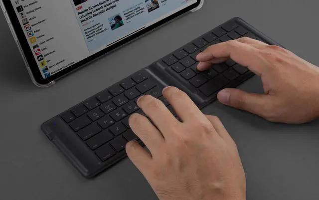 Alt view image 2 of 5 - UNIQ Better By Design Portable Keyboard (Green)