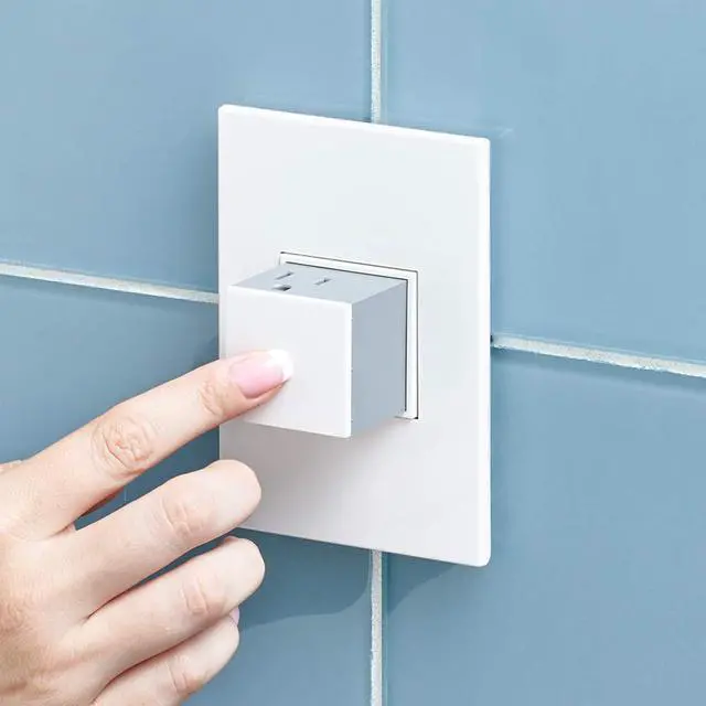 Alt view image 3 of 6 - Legrand adorne 20Amp 1-Gang Pop-Out Outlet in Gloss White with Matching Wall Plate, ARPTR201GW2WP