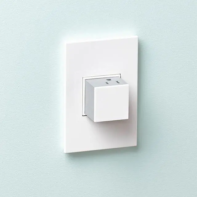 Alt view image 5 of 6 - Legrand adorne 20Amp 1-Gang Pop-Out Outlet in Gloss White with Matching Wall Plate, ARPTR201GW2WP
