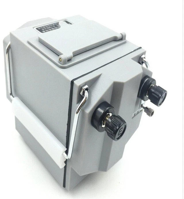 Alt view image 2 of 5 - 1000M? 1000V Megger Meter Insulation Tester Resistance Meter