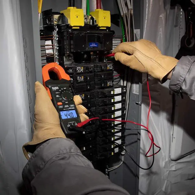 Alt view image 4 of 7 - Klein Tools CL120 Digital Clamp Meter, Auto-Ranging 400 Amp AC, AC/DC Voltage, Resistance, Continuity, Non-Contact Voltage Tester Detection