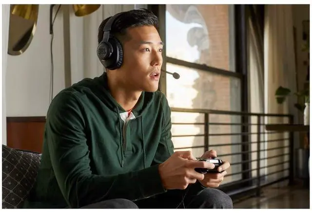 Alt view image 2 of 7 - Quantum 100 - Wired Over-Ear Gaming Headphones - Black, Large