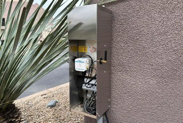 Alt view image 6 of 6 - SPW Brilliance WiFi-Smart-Socket-3 LED WiFi Smart Socket - App Control/Alexa - WIFISMARTSOCKET3, White