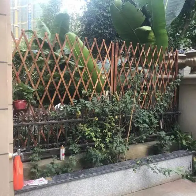 Alt view image 4 of 7 - Garden Fence Extendable Fence Gate Expandable Freestanding Wood Garden Trellis Fence Retractable Wooden Fence Gate for Home Yard Garden Indoor Outdoor 1pcs 65cm Pointed