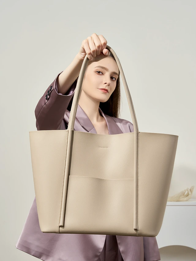 Alt view image 2 of 6 - Genuine Leather Women Crossbody Bag