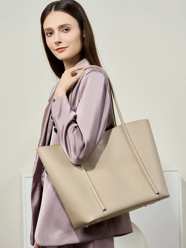 Alt view image 4 of 6 - Genuine Leather Women Crossbody Bag