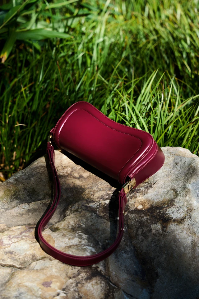 Alt view image 5 of 5 - Genuine Leather Ladies' Crossbody Bag Red