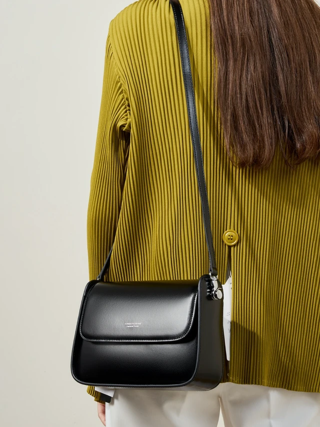 Alt view image 2 of 3 - Genuine Leather Women Vintage Handbags Shoulder Bag Black