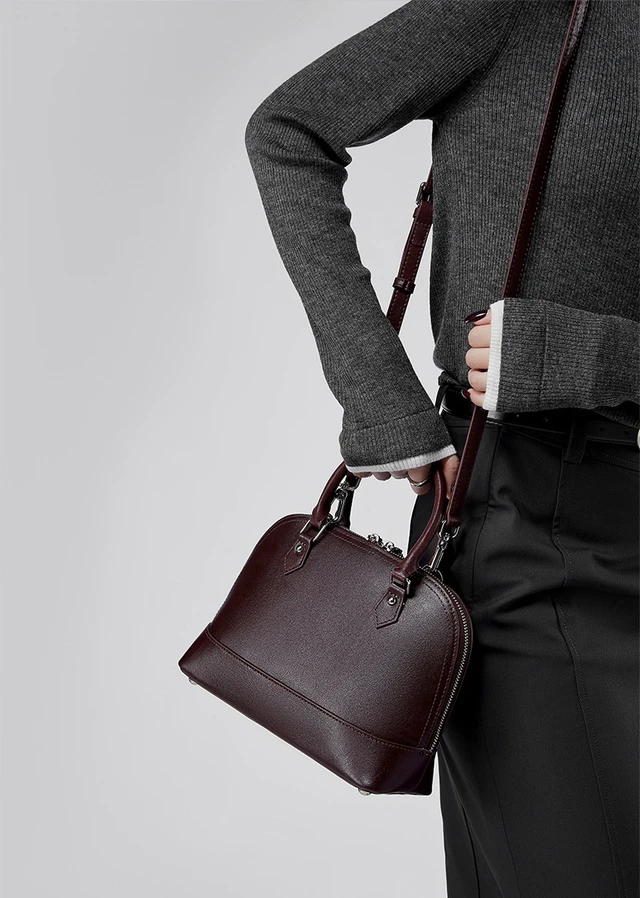 Alt view image 2 of 3 - Genuine Leather Women Large Capacity Top-handle Hobo Bag Red