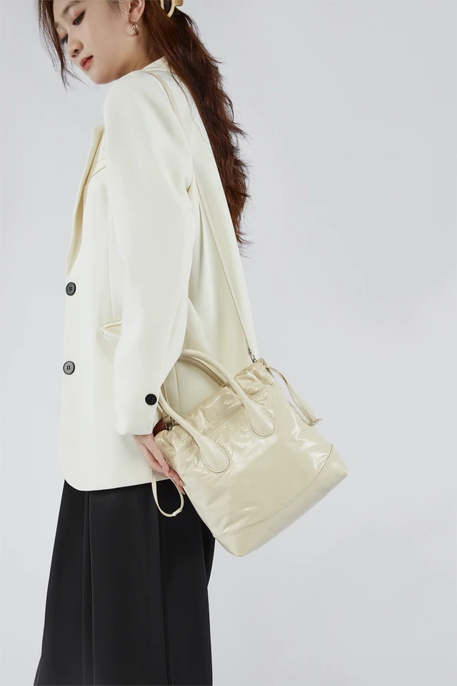 Alt view image 3 of 5 - Song Cowhide Vintage Women Handbag White