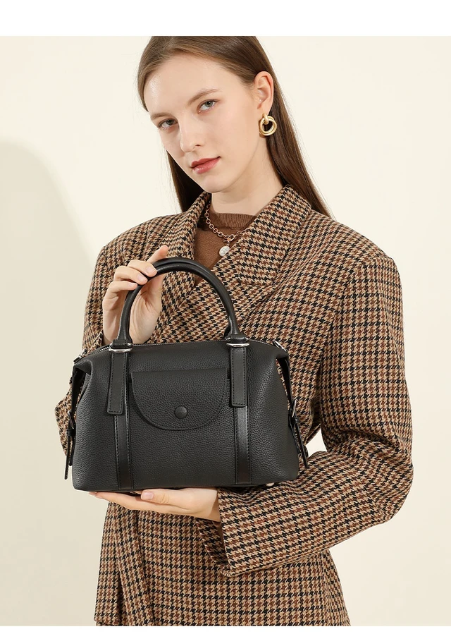 Alt view image 3 of 4 - Genuine Leather Crossbody Handbags Black