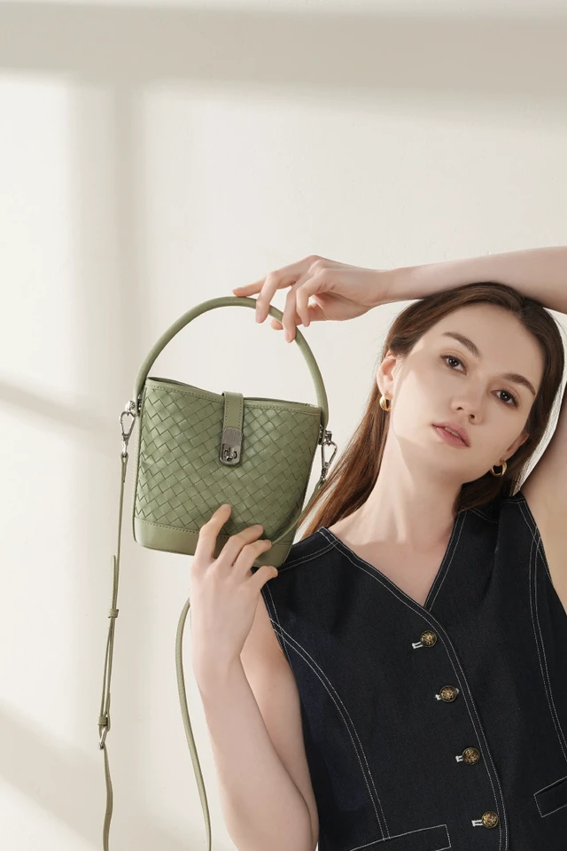 Alt view image 2 of 3 - Women's Genuine Leather Tote Shoulder Handbag Green