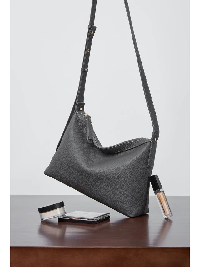 Alt view image 2 of 3 - Fashion Genuine Leather Women's Beach Bag Shoulder Bag Grey