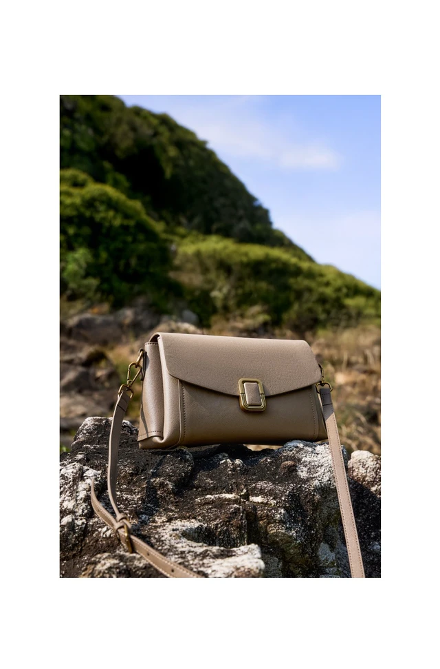 Alt view image 4 of 4 - Genuine Leather Women Tote Bag Grey