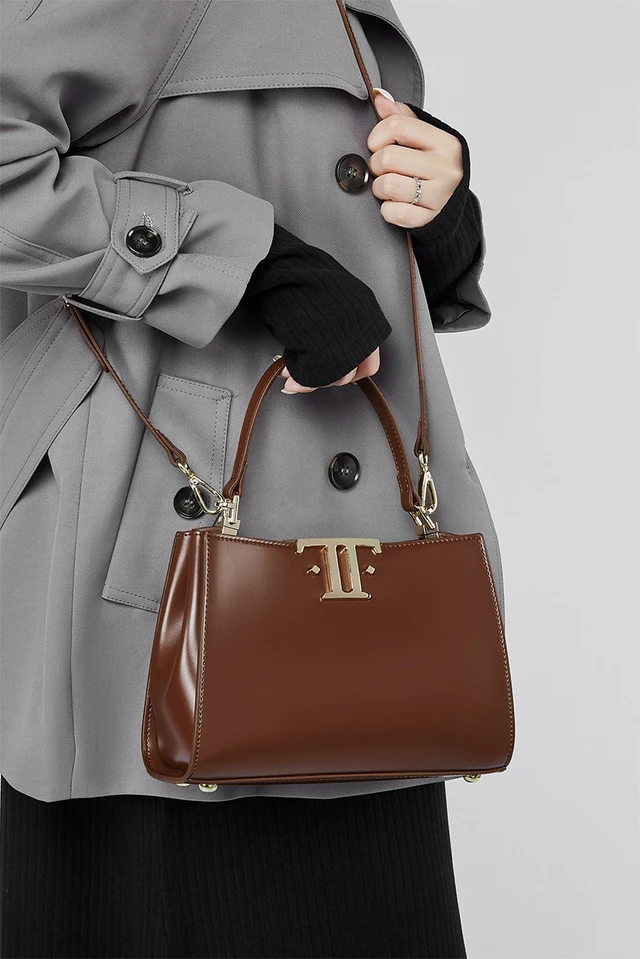 Alt view image 3 of 4 - Genuine Leather Women Shoulder Purses and Handbags Brown