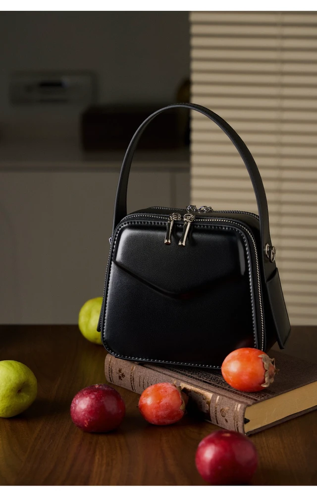Alt view image 3 of 4 - Genuine Leather Women Shoulder Bag Black