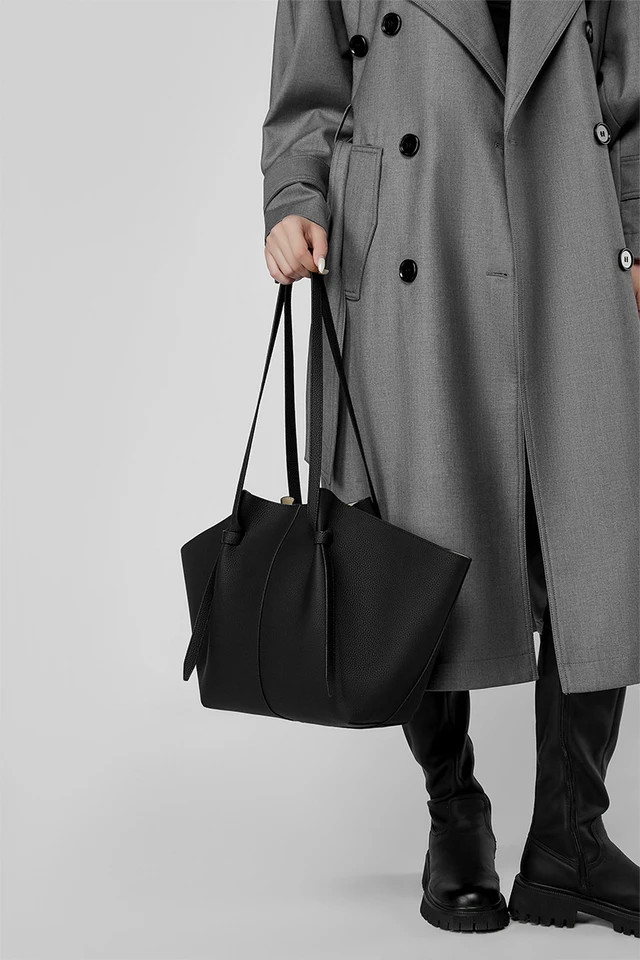 Alt view image 2 of 4 - Genuine Leather Women Crossbody Bags Women's Tote Shoulder Bag Black