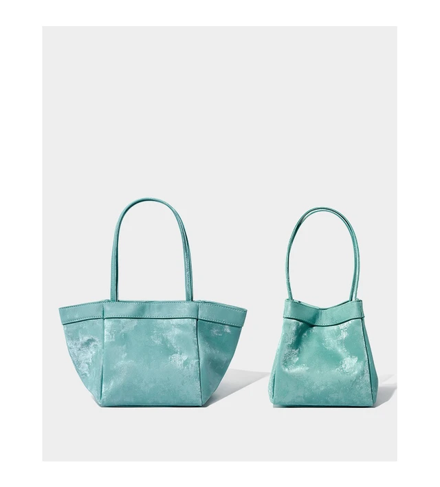 Alt view image 3 of 6 - Genuine Leather Fashion Women's Handbag Messenger Bag Green