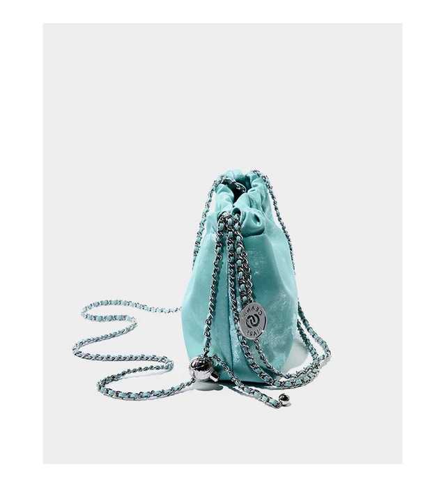 Alt view image 3 of 5 - Genuine Leather Women's Handbag Beach Bag Simple Shoulder Bag Green