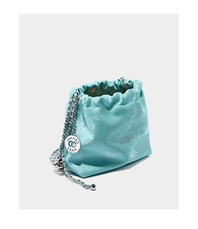 Alt view image 5 of 5 - Genuine Leather Women's Handbag Beach Bag Simple Shoulder Bag Green