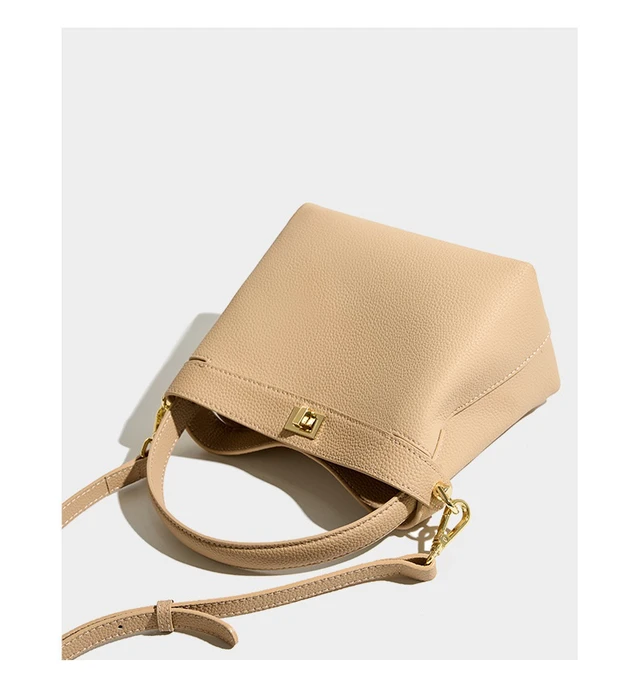 Alt view image 5 of 6 - Genuine leather Crossbody Bucket Bag Women's Ins Handbag Clear