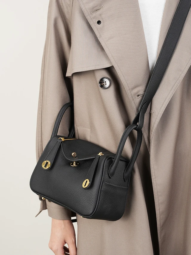 Alt view image 2 of 2 - Ladies' Genuine Leather Shoulder Crossbody Bag Lindy Small Bag Black