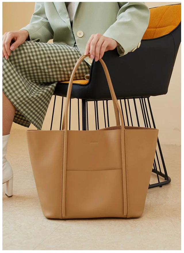 Alt view image 5 of 6 - Genuine Leather Women Crossbody Bag