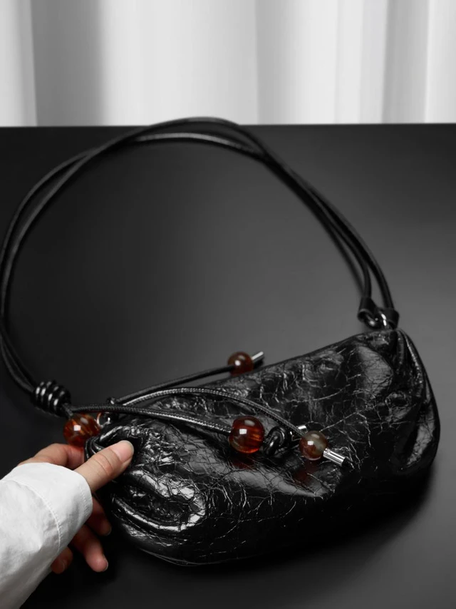 Main image of Women Genuine Leather Shoulder Bag Black