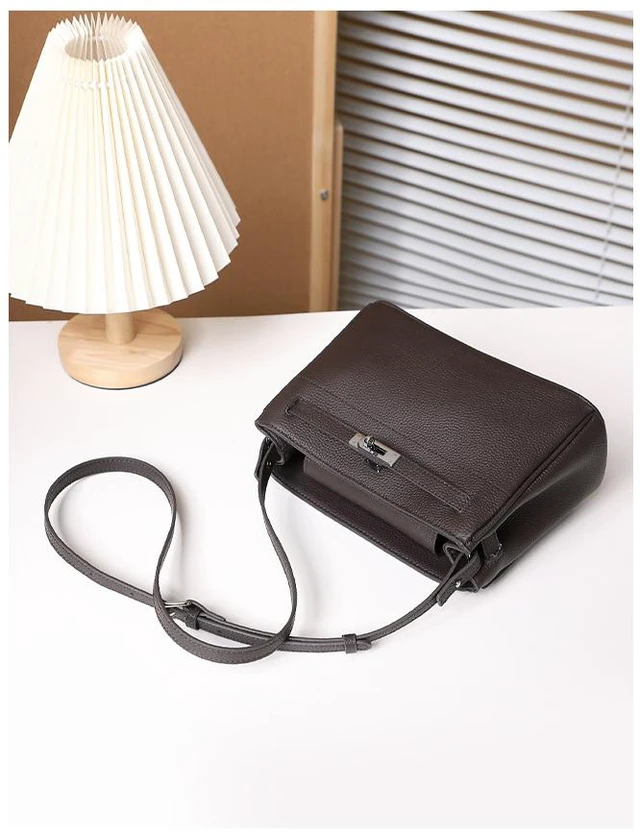Alt view image 2 of 2 - Women Retro Genuine Leather Handbag Brown