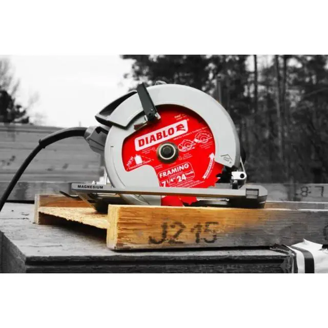 Alt view image 4 of 4 - Framing Saw Blade for Wood - 7-1/4" x 24-Tooth, Thin Kerf, Anti-Vibration, Long Life for Framing & Pressure-Treated Wood, Tracking Point Tooth Design - Pack of 10 - D0724A
