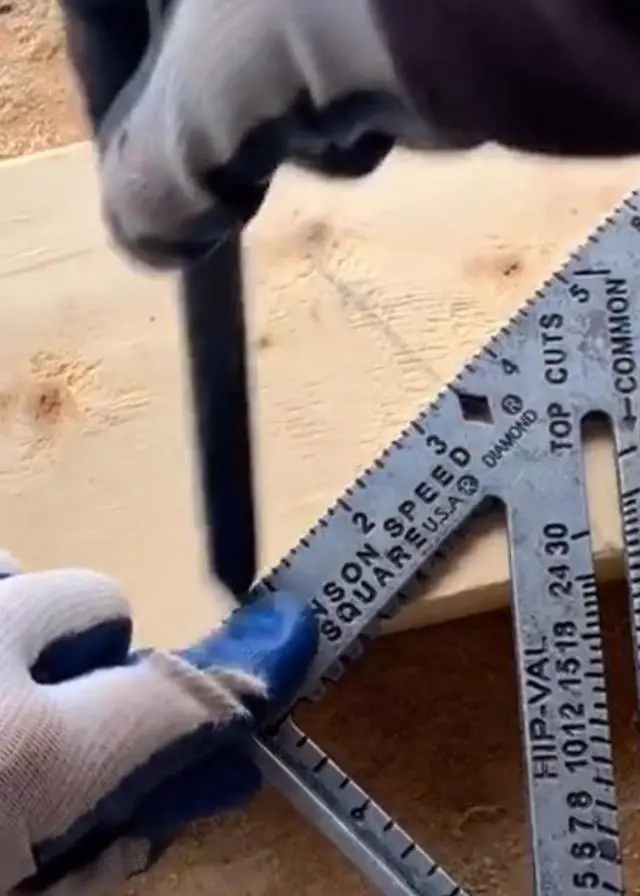 Alt view image 2 of 7 - S0101 7 Inch Speed Square, Blue