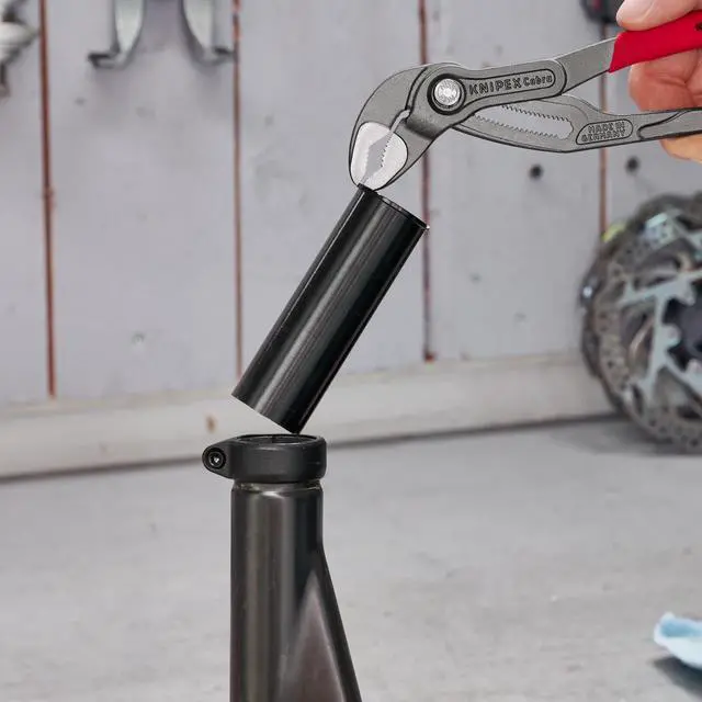 Alt view image 7 of 7 - Tools 87 01 250 Cobra Water Pump Pliers,10-Inch