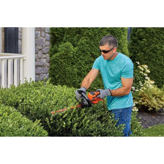 Alt view image 7 of 7 - Electric Hedge Trimmer, 16-Inch 3.0 Amp Compact Corded Power Hedge Trimmer (BEHT100)