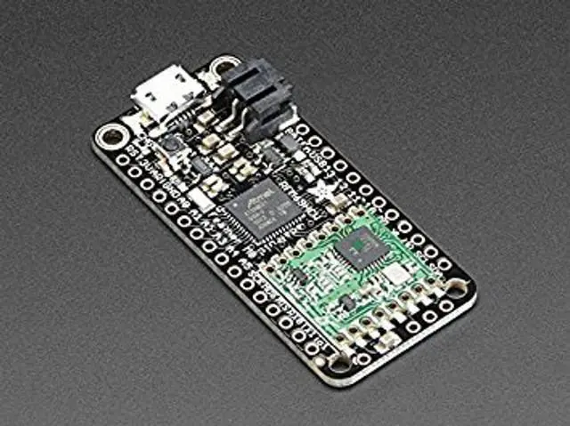 Main image of Adafruit (PID 3176 Feather M0 RFM69HCW Packet Radio - 868 or 915 MHz