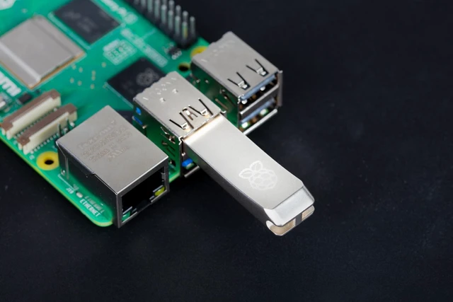 Alt view image 2 of 3 - Raspberry Pi Flash Drive 128GB, USB 3.0 High-Speed Portable Storage Device with SMART Health Reporting