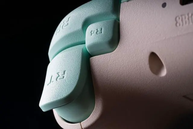 Alt view image 5 of 7 - Ultimate 2C Wired Controller for Windows PC and Android, with 1000Hz Polling Rate, Hall Effect Joysticks and Hall Triggers, and Remappable L4/R4 Bumpers (Mint)